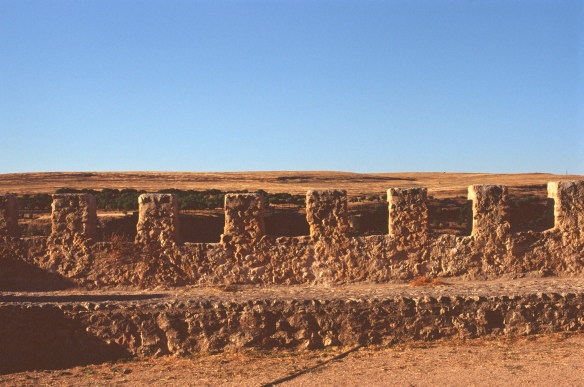 Muros de Segóvia. OM-10 + Agfa vista 200